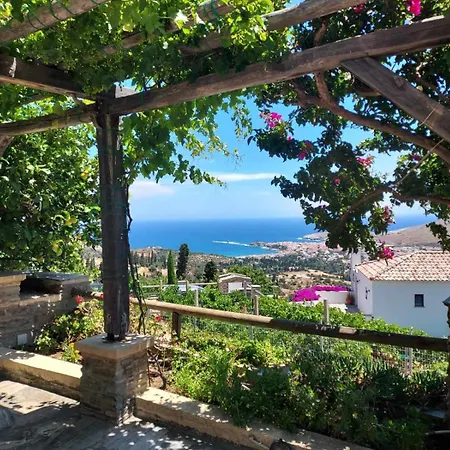 Alba Traditional Holiday home *