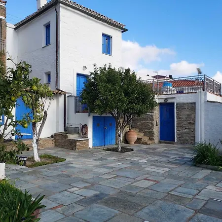 Vakantiehuis Alba Traditional Ándros